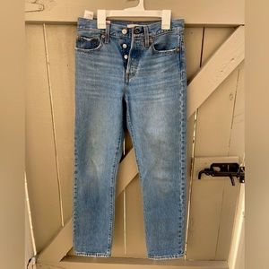 Levi's Wedgie Straight Jeans size 25